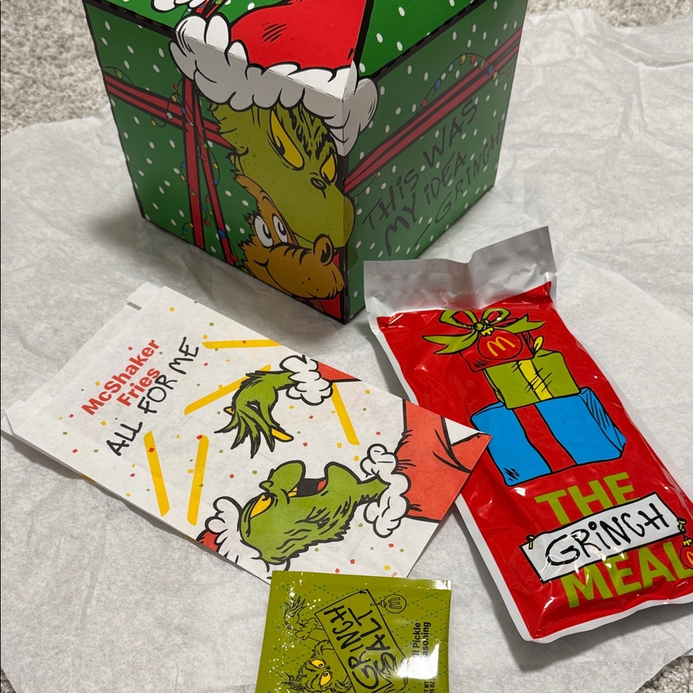 2025 McDonalds Exclusive Grinch Meal bundle